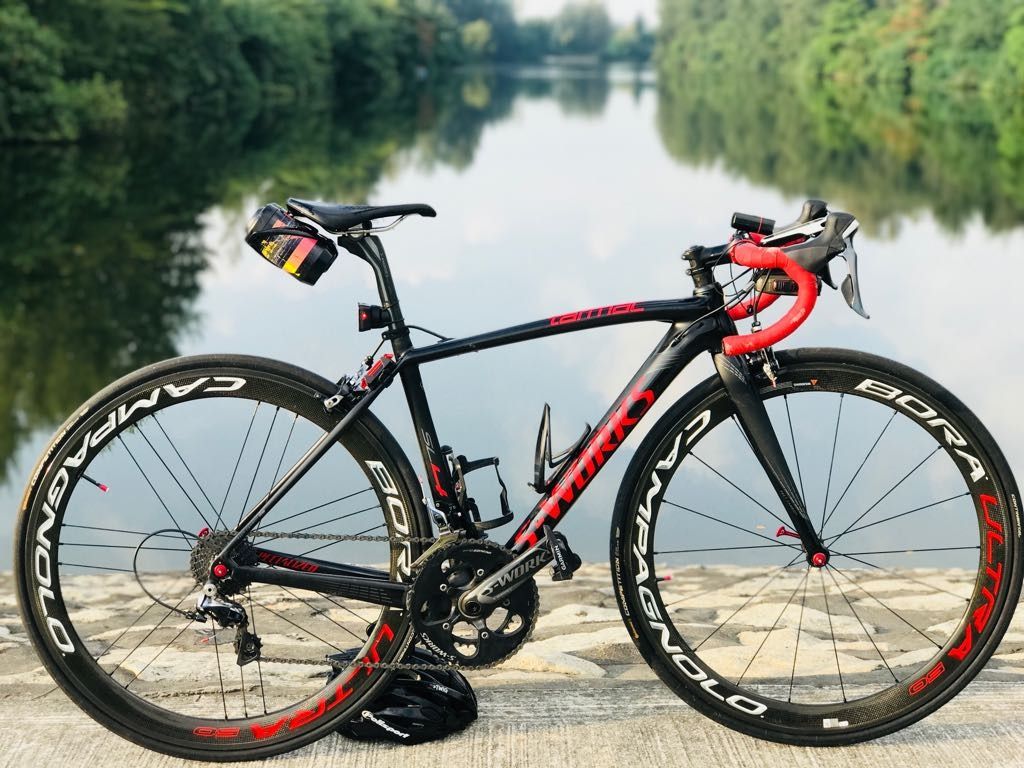 Beginner Roadbike S-Works Tarmac SL4 Frameset with Shimano Groupset | Size 49🔥🚴‍♂️ (Category: Bicycles) located in Singapore. Submitted by wywylo (Listing ID 1379903567, Image 3). Description: Frame: Specialized S-Works Tarmac SL4 (FACT 11r carbon, ultra-lightweight, race geometry) Size: 49 (suits height approx. 160-170cm) Colorway: Black with red detailing (classic S-Works racing colors) Groupset: Shimano mechanical (appears to be Shimano Ulte