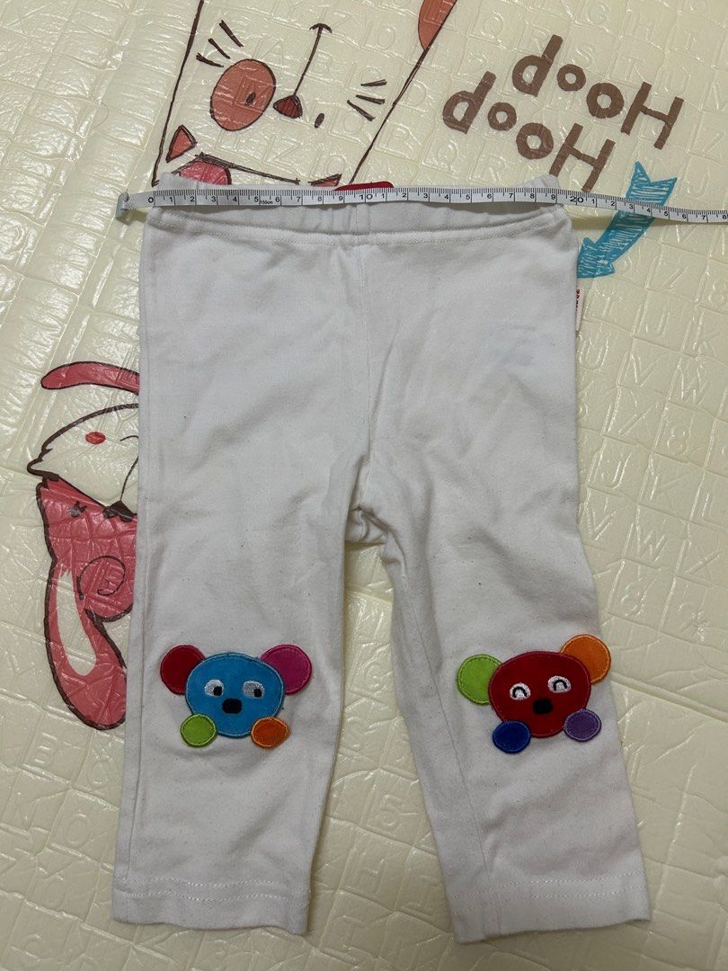 由 lunlun___5.13 (刊登 ID 1379808211，圖片 1) 提交，位於 台中市 (Taichung) 的 雜七雜八🖤 WHY AND 1/2 內搭褲 二手 粗穿 (類別：嬰兒及兒童流行時尚)，說明：雜七雜八🖤 二手 粗穿 WHY AND 1/2 內搭褲 白色 衣標60公分 褲長約33公分 二手一定會有泛黃或毛球之類的使用痕跡 高標或在意者請勿下單 細節請聊聊 售出不退換貨 賣🔥便👌🏻。
