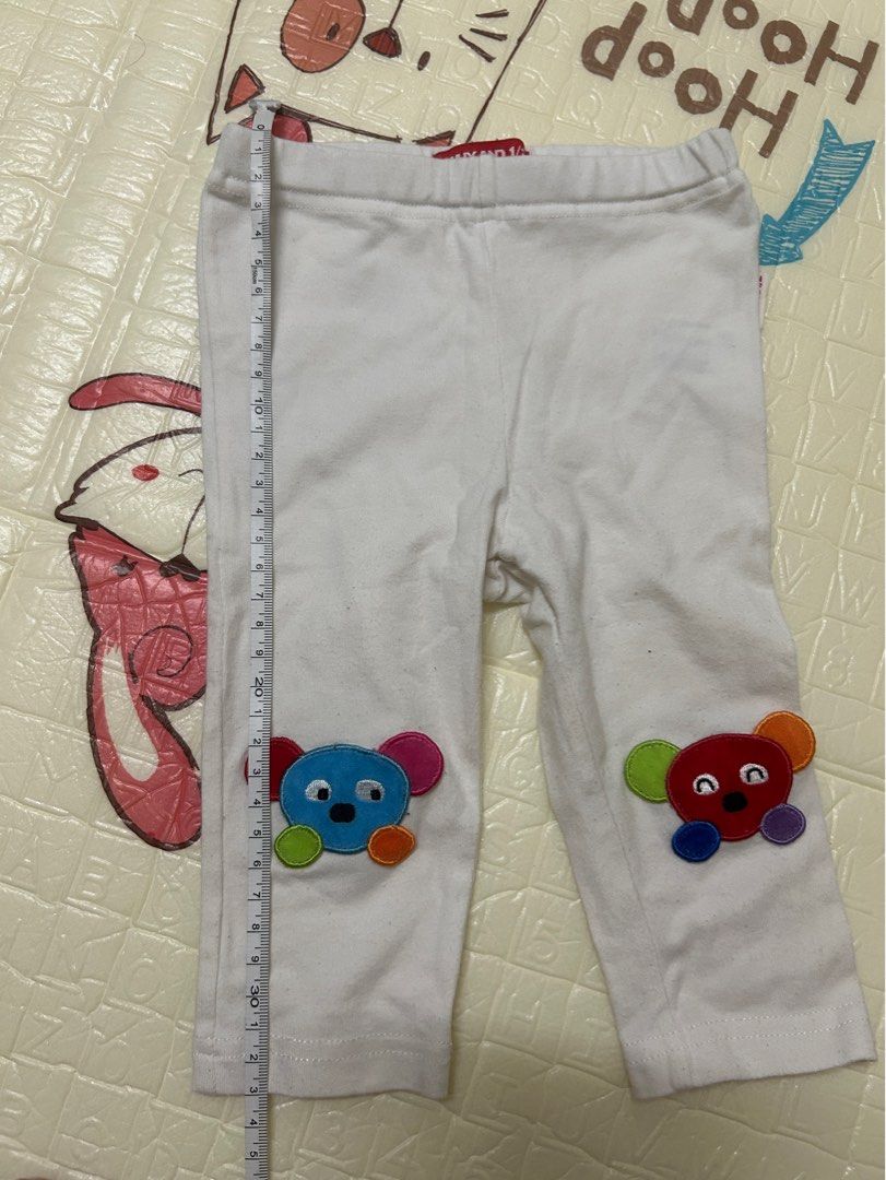 由 lunlun___5.13 (刊登 ID 1379808211，圖片 2) 提交，位於 台中市 (Taichung) 的 雜七雜八🖤 WHY AND 1/2 內搭褲 二手 粗穿 (類別：嬰兒及兒童流行時尚)，說明：雜七雜八🖤 二手 粗穿 WHY AND 1/2 內搭褲 白色 衣標60公分 褲長約33公分 二手一定會有泛黃或毛球之類的使用痕跡 高標或在意者請勿下單 細節請聊聊 售出不退換貨 賣🔥便👌🏻。