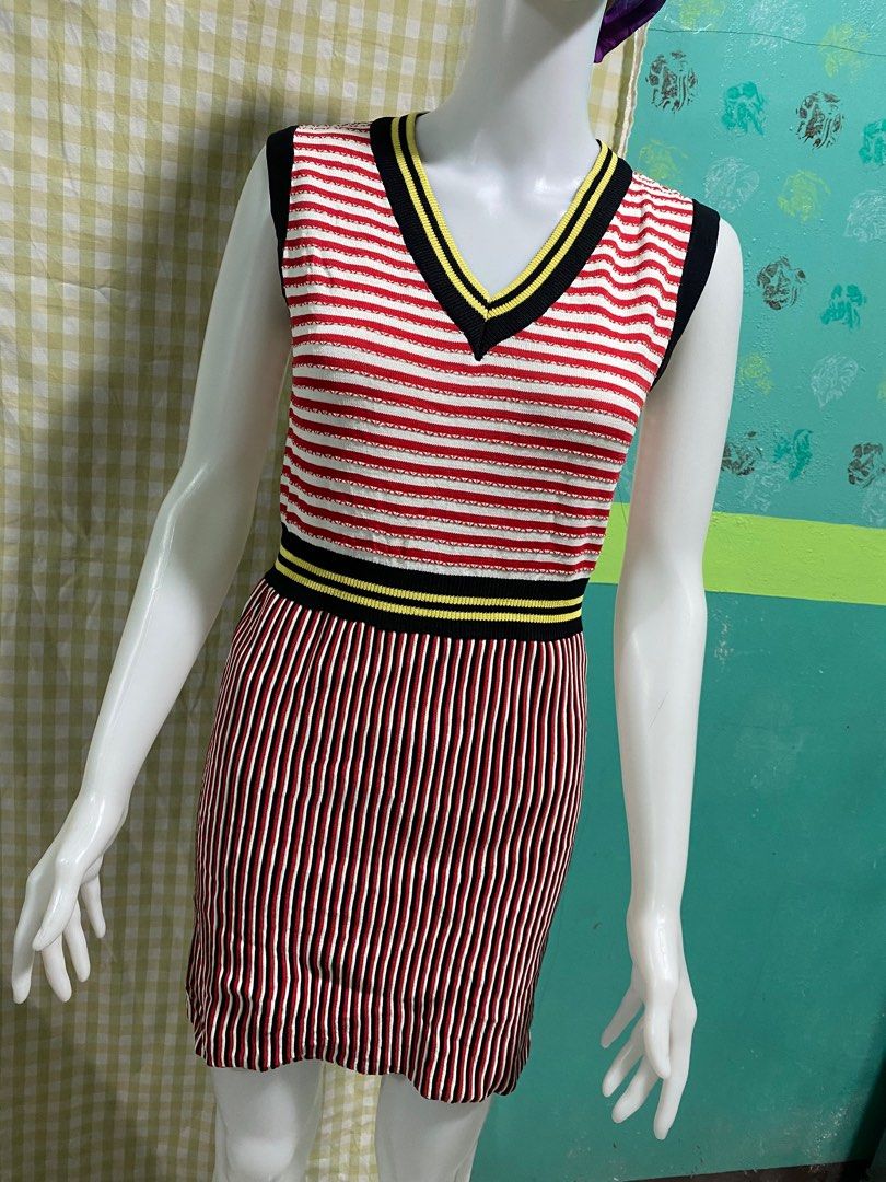 ACNE STUDIOS KNIT DRESS (Category: Luxury Apparel) located in Baguio. Submitted by lairdegawd_06 (Listing ID 1379817699, Image 2). Description: Dimes: 16-22 when stretched x 32.5length Waist: 28-38 Quality cloth Stretchable Excellent condition 10/10 color rate Check photos for more details.