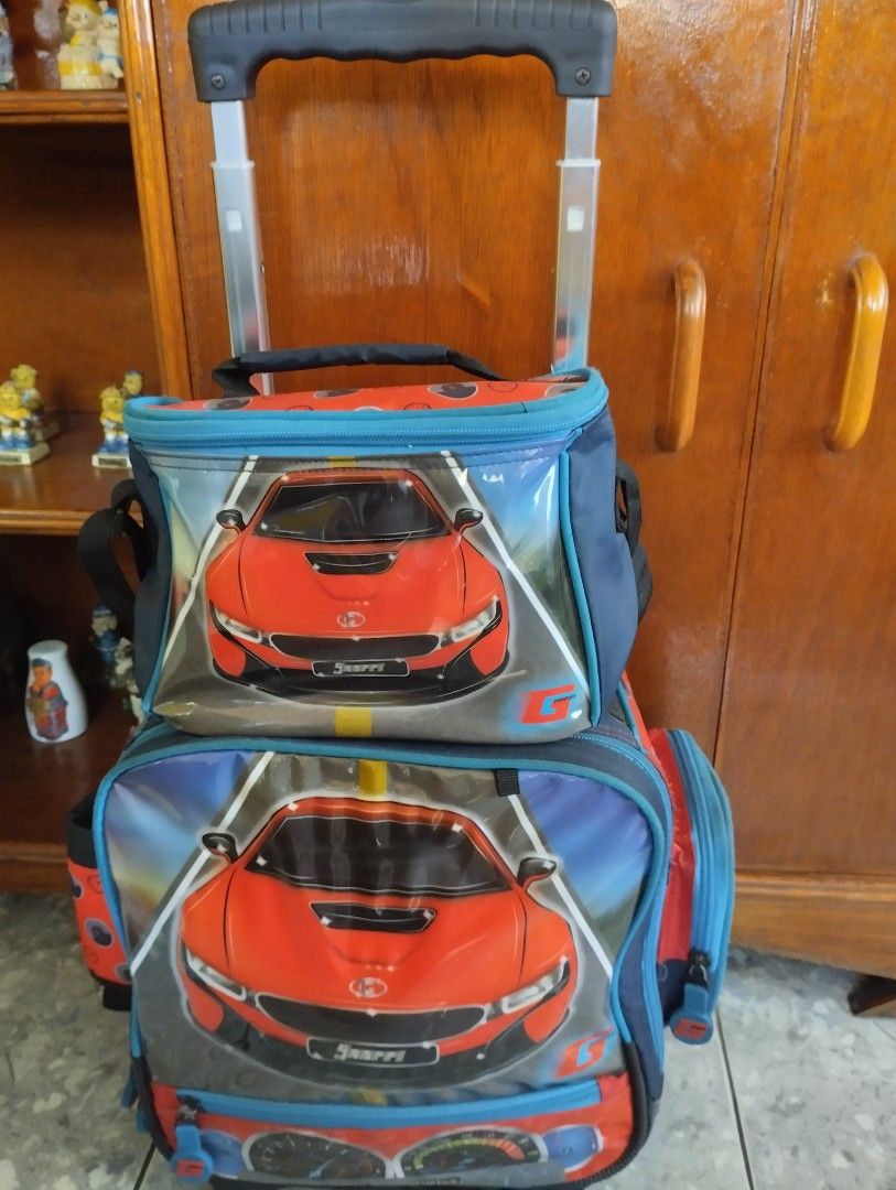 Backpack Trolley bag with lunch bag (Category: Backpacks) located in Imus. Submitted by silentpenguin.7f8689 (Listing ID 1379766240, Image 2). Description: bought at SM department store school bag backpack trolley with lunch bag for kids..