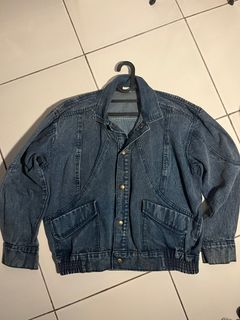 (Kategori: ) berada di . Dikirim oleh kennyscloset (ID iklan 1379823457, Gambar 1). Deskripsi: .