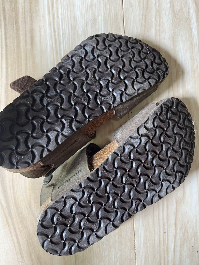 Birkenstocks Kids (Category: Babies & Kids Fashion) located in Nabua. Submitted by twelvet (Listing ID 1379764676, Image 3). Description: size 190 C12.
