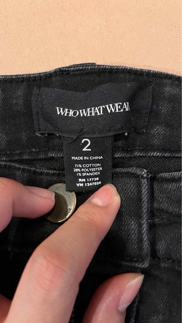 Black who what wear pants (Category: Jeans) located in Manila. Submitted by helpmedeclutter1234 (Listing ID 1379731200, Image 1). Description: .