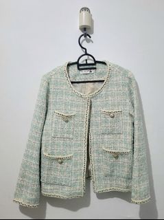 (Kategori: ) berada di . Dikirim oleh evie.ev (ID iklan 1379901570, Gambar 1). Deskripsi: .