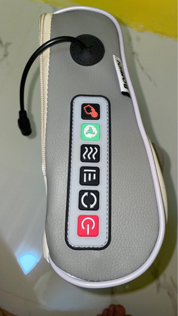 BOMIDI Back Massager (Category: Massage Devices) located in Infanta. Submitted by frandez (Listing ID 1379793803, Image 2). Description: .