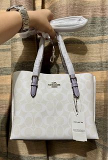 (Category: ) located in . Submitted by mimilsfinds (Listing ID 1379826407, Image 1). Description: .