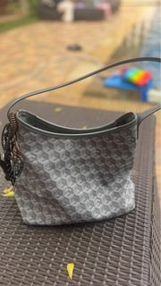 (Kategori: ) berada di . Dikirim oleh prettypriditi (ID iklan 1379808806, Gambar 1). Deskripsi: .