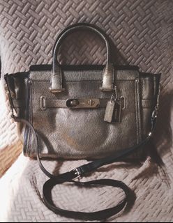 (Kategori: ) berada di . Dikirim oleh cleancloset2023 (ID iklan 1379839907, Gambar 1). Deskripsi: .