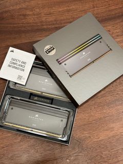 （分類：）位於 。 由 porkchopron 提交（商品編號 1379854710，圖片 1）。簡介： 。