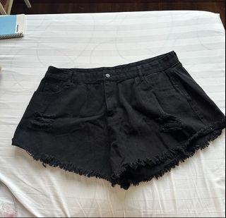 (Category: ) located in . Submitted by trizha (Listing ID 1379778477, Image 1). Description: .