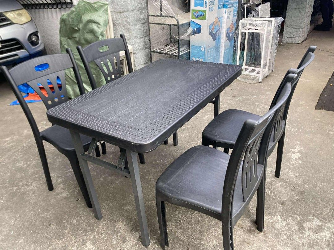 Dining set 4seaters Table size - 100x60cm Foldable table top hard plastic steel frame (Category: Tables & Sets) located in Manila. Submitted by dolorchris69891 (Listing ID 1379789364, Image 2). Description: Dining set 4seaters Table size - 100x60cm Foldable table top hard plastic steel frame.