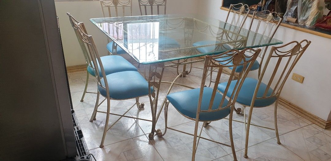 Dinning Table Set (Category: Tables & Sets) located in Manila. Submitted by myrabundoc63934 (Listing ID 1379810145, Image 1). Description: Dinning Table Set Php20,000 8 Seater/Square Leather Seat All Steel.