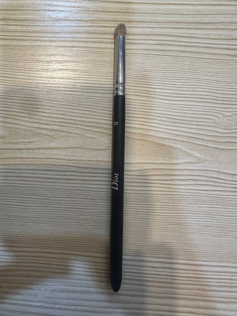 Dior Brush 22 for the eyes (Category: Makeup) located in Cavite. Submitted by gcruz0512 (Listing ID 1379874873, Image 1). Description: Sf co buyer Negligible signs of use Used lightly and with care Pls check online the specifics of the brush ❤️.