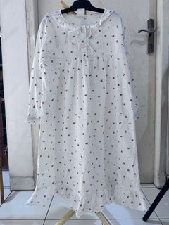 (Kategori: ) berada di . Dikirim oleh oemah_thrift (ID iklan 1379814077, Gambar 1). Deskripsi: .
