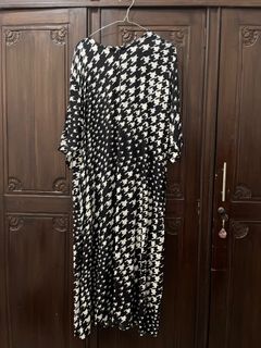 (Kategori: ) berada di . Dikirim oleh preloved_bympiw (ID iklan 1379794548, Gambar 1). Deskripsi: .