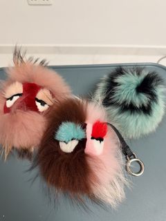 (Category: ) located in . Submitted by dorasingapore25 (Listing ID 1379859265, Image 1). Description: .