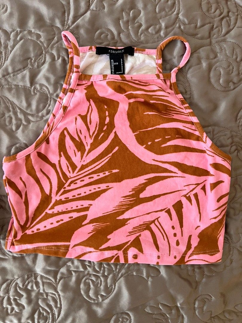 Forever 21 set (Category: Sets or Coordinates) located in Bacoor. Submitted by preloveddress (Listing ID 1379846518, Image 2). Description: never used.