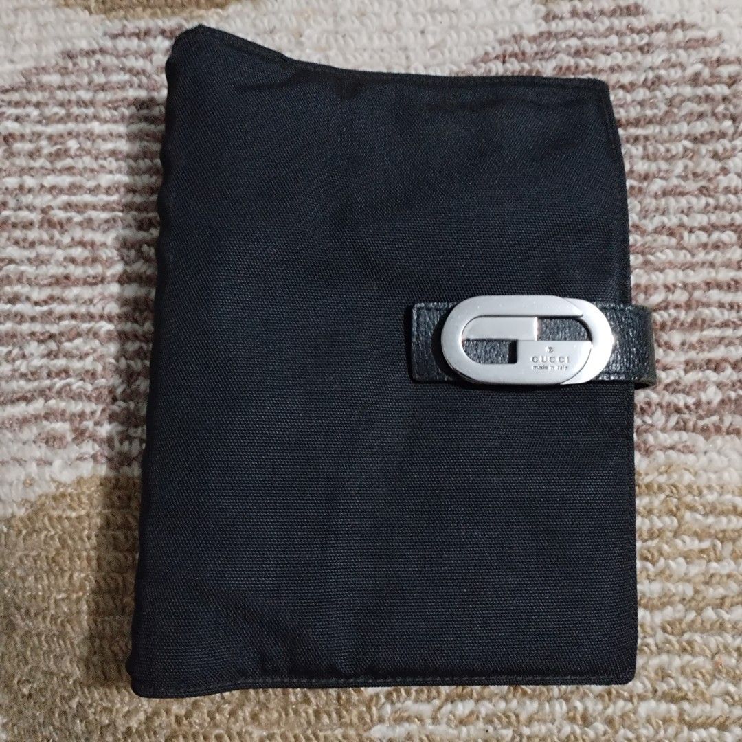 Gucci Agenda Notebook Cover (Category: Luxury Bags & Wallets) located in Cainta. Submitted by harlemwerld (Listing ID 1379903848, Image 1). Description: .