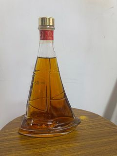 (Category: ) located in . Submitted by vintageglass (Listing ID 1379826756, Image 1). Description: .