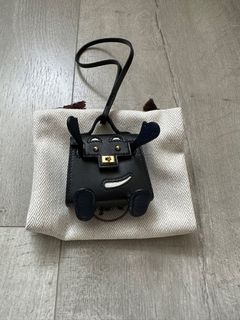 （分類：）位於 。 由 o.w.l 提交（商品編號 1379777833，圖片 1）。簡介： 。