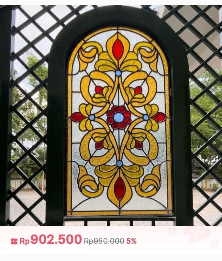 Hiasan Dinding Kapstok Kaca Patrik Klasik Antik (Kategori: Furnitur Antik) berada di Bekasi. Dikirim oleh jatilawasannuswantoro (ID iklan 1379804119, Gambar 3). Deskripsi: Kaca patri lawasan antik unik Frame custome buat baru Cantolan kuningan baru Buat info harga pasaran kaca patri di pasaran ada di slide foto terakhir, pastinya disesuaikan dg luas dan tingkat kerumitannya Hiasan dinding bisa dimultifungsikan sebagai kapstok Ukuran 70 x 50.
