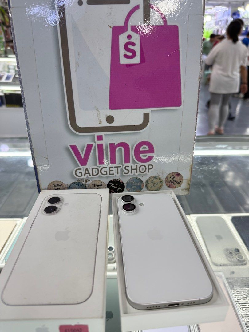 iphone 16 256gb good as new ntc variant (Category: iPhone 16 Series) located in Cainta. Submitted by vine_gadget_shop (Listing ID 1379879559, Image 2). Description: iphone 16 256gb good as new ntc variant factory unlocked complete package warranty until october 2025 pick up store greenhills shopping center we accept trade in we accepy credit card and ggives installment we do cod and door to door we ship nationwide for fast transaction call 092773