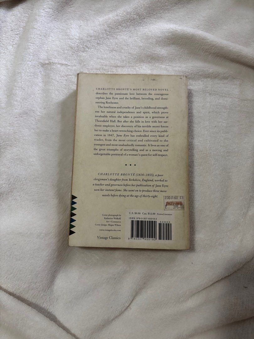 JANE EYRE BY CHARLOTTE BRONTE (Category: Storybooks) located in Quezon City. Submitted by _yingf (Listing ID 1379747999, Image 3). Description: Booksale! RFS: Decluttering Mode of Payment: ☑️Bank Transfer (BPI, Metrobank or Seabank) ☑️GCASH Shipping: ☑️Grab ☑️Lalamove *To be shouldered by buyer ‼️Other long distance shipping to be arranged by buyer for door to door‼️ ‼️Strictly payment first‼️ .