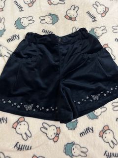 (Category: ) located in . Submitted by mom_branded_collection (Listing ID 1379856527, Image 1). Description: .