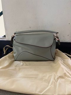 (Kategori: ) berada di . Dikirim oleh shop_ing (ID iklan 1379881754, Gambar 1). Deskripsi: .