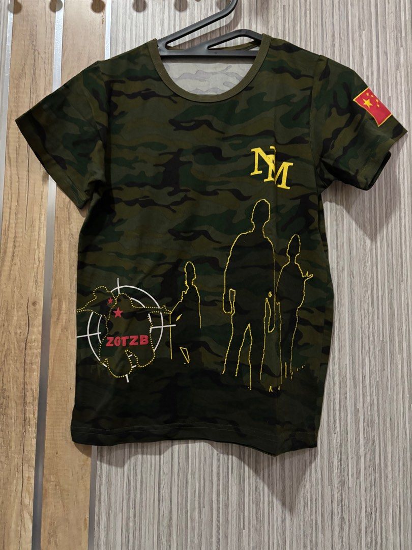 kaos army (Kategori: 4 hingga 7 tahun) berada di Tangerang. Dikirim oleh liebie230725590 (ID iklan 1379853413, Gambar 1). Deskripsi: ld 40cm p 57cm harga sudah nett pembayaran hanya transfer BCA.