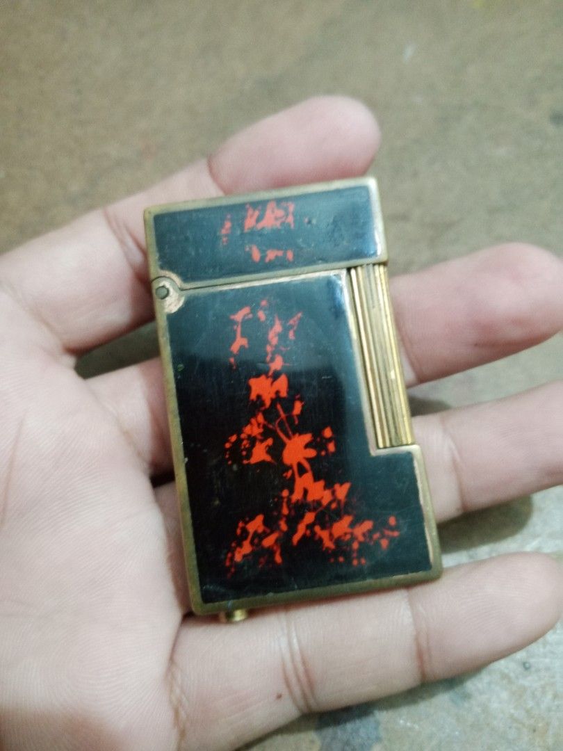 Korek Api st dupont ori bahan/part/junk (Kategori: Vintage & Antik - Lainnya) berada di Banyumas. Dikirim oleh untung-k (ID iklan 1379838277, Gambar 1). Deskripsi: .