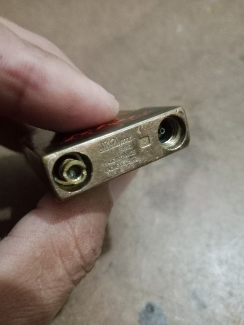 Korek Api st dupont ori bahan/part/junk (Kategori: Vintage & Antik - Lainnya) berada di Banyumas. Dikirim oleh untung-k (ID iklan 1379838277, Gambar 2). Deskripsi: .