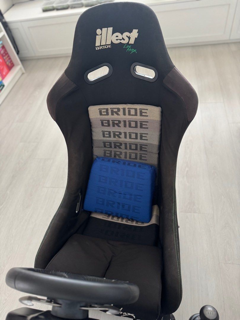 Logitech G27 Racing Wheel & Bride Racing Seat63108833607937114