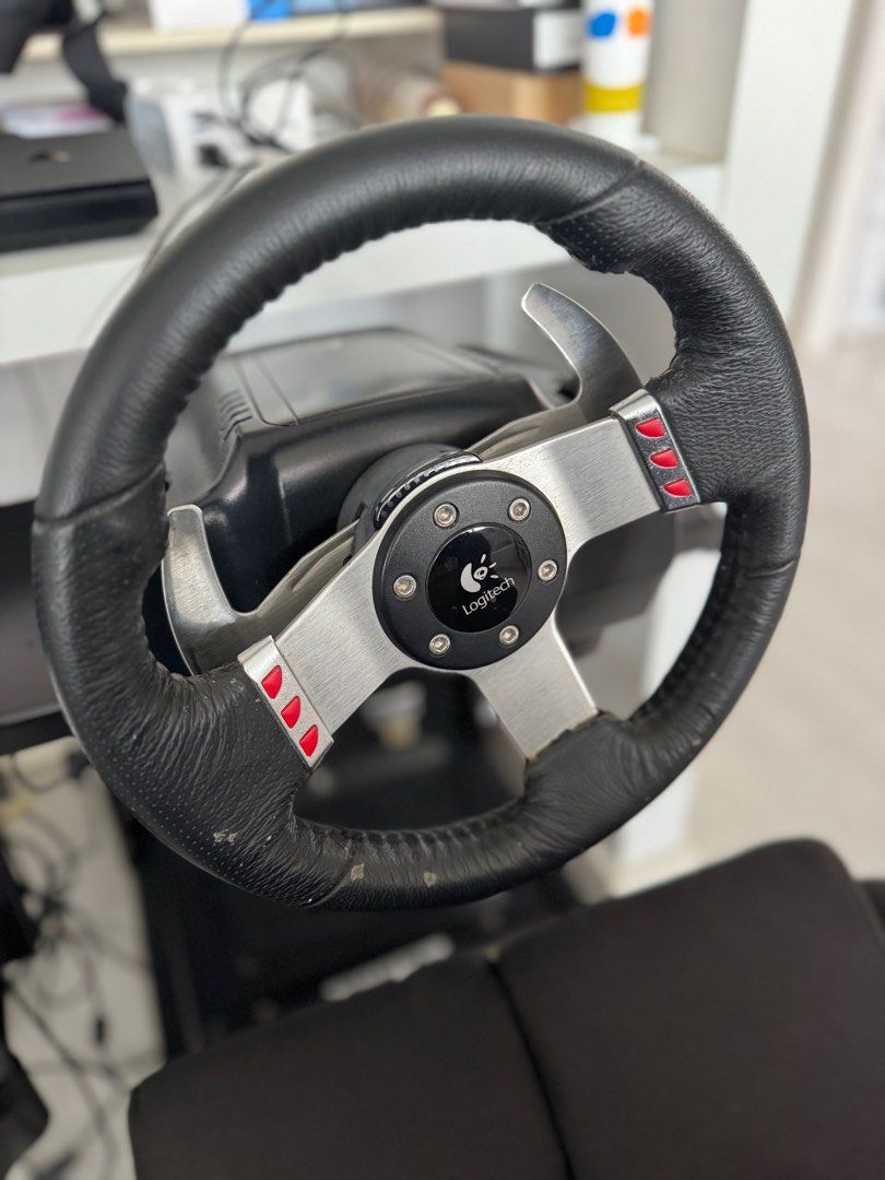 Logitech G27 Racing Wheel & Bride Racing Seat63108833607937111