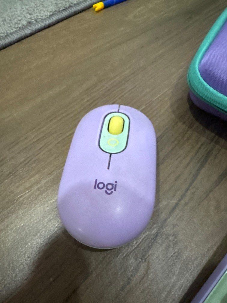 Logitech Pop Keys Keyboard + Mouse + Carrying Case (Category: Computer Keyboard) located in Makati City. Submitted by stellularx (Listing ID 1379747127, Image 3). Description: BUNDLE. Just needs cleaning but works fine. Even the carrying case just needs to be washed and scrubbed. .