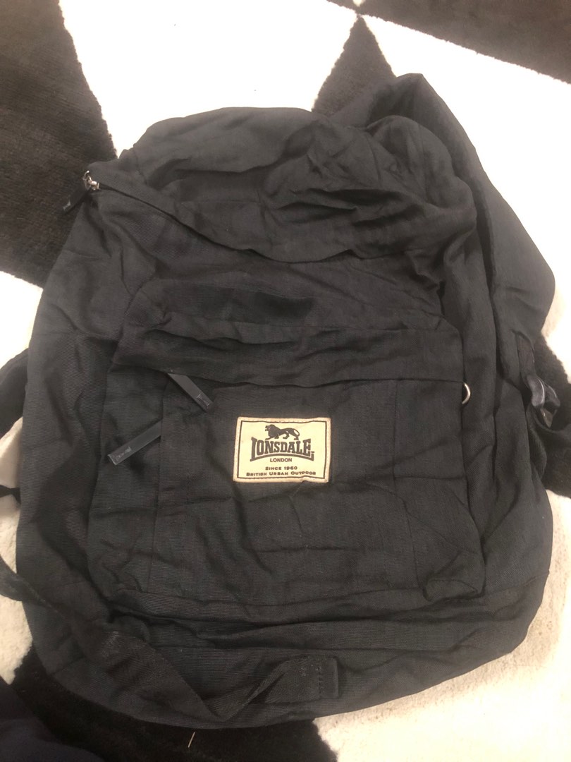 Lonsdale Rucksack „Bolney“ In Schwarz – Mit Rolltop-Verschluss, Aus 100 % Polyester | Einheitsgröße, Praktisch Für Alltag & Sport