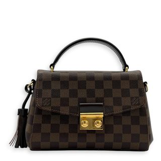 (Category: ) located in . Submitted by carousellluxury (Listing ID 1379777095, Image 1). Description: .