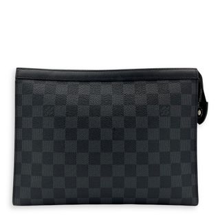 (Category: ) located in . Submitted by carousellluxury (Listing ID 1379776514, Image 1). Description: .