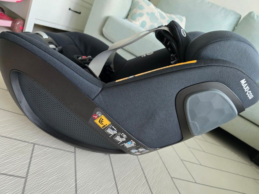 Maxi-Cosi Pearl 360 (rotating) Car seat (Category: Car Seats) located in Singapore. Submitted by happy.tulips (Listing ID 1379824247, Image 2). Description: - Used Maxi-Cosi car seat - In very good condition - Includes all original padding and inserts (brand new infant insert kept in ziplock bag- my girl already outgrew it when we purchased) - Suitable for infants and toddlers (0-4yo) - Straps and buckles in good working order - Clean and ready t