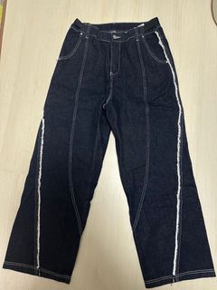 （分類：）位於 。 由 alanch111 提交（商品編號 1379900317，圖片 1）。簡介： 。