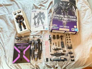 （分類：）位於 。 由 tigerpak 提交（商品編號 1379786289，圖片 1）。簡介： 。