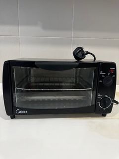 (Category: ) located in . Submitted by thief.thrift (Listing ID 1379776566, Image 1). Description: .
