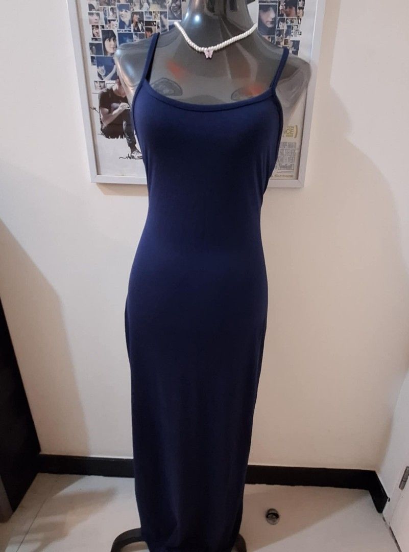 Navy blue slip on long dress (Category: Dresses) located in Mandaluyong City. Submitted by cheesecake_13 (Listing ID 1379898932, Image 2). Description: Good as new, not my size. Mera Slip on Dress. Can fit to L-Xl.