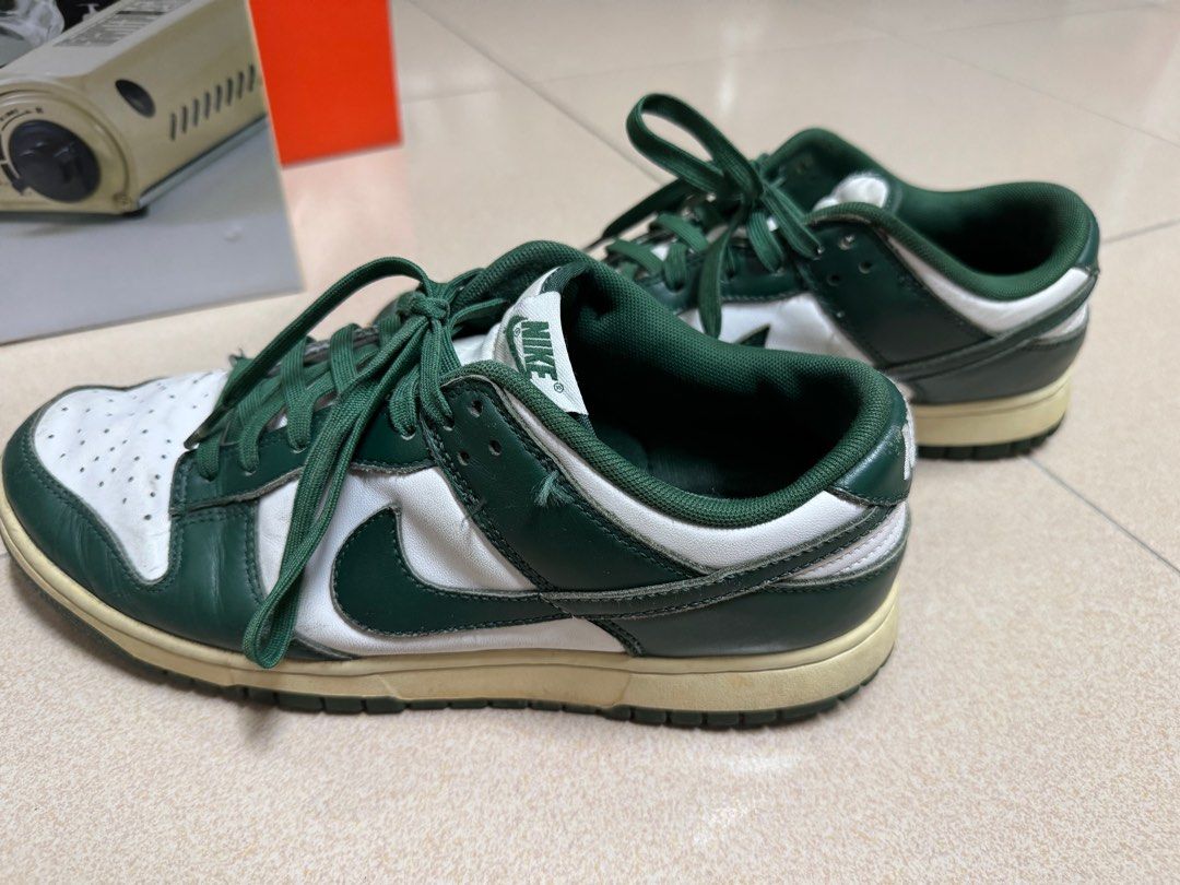 由 pingytung (刊登 ID 1379873301，圖片 1) 提交，位於 台北市 (Taipei) 的 Nike Dunk pine green (類別：運動鞋、球鞋)，說明：Us10 第一批pine green當初官網搶到後來炒到一雙12000便宜售。