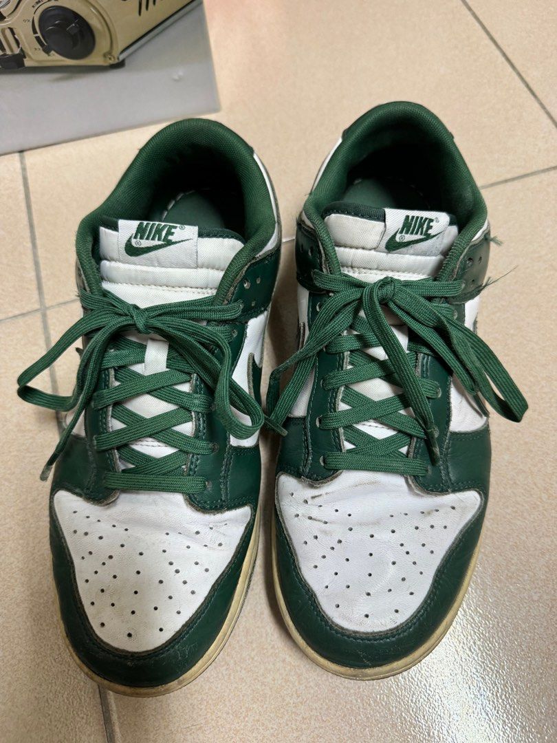 由 pingytung (刊登 ID 1379873301，圖片 3) 提交，位於 台北市 (Taipei) 的 Nike Dunk pine green (類別：運動鞋、球鞋)，說明：Us10 第一批pine green當初官網搶到後來炒到一雙12000便宜售。