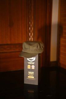 （分類：）位於 。 由 preowneduniform 提交（商品編號 1379866349，圖片 1）。簡介： 。