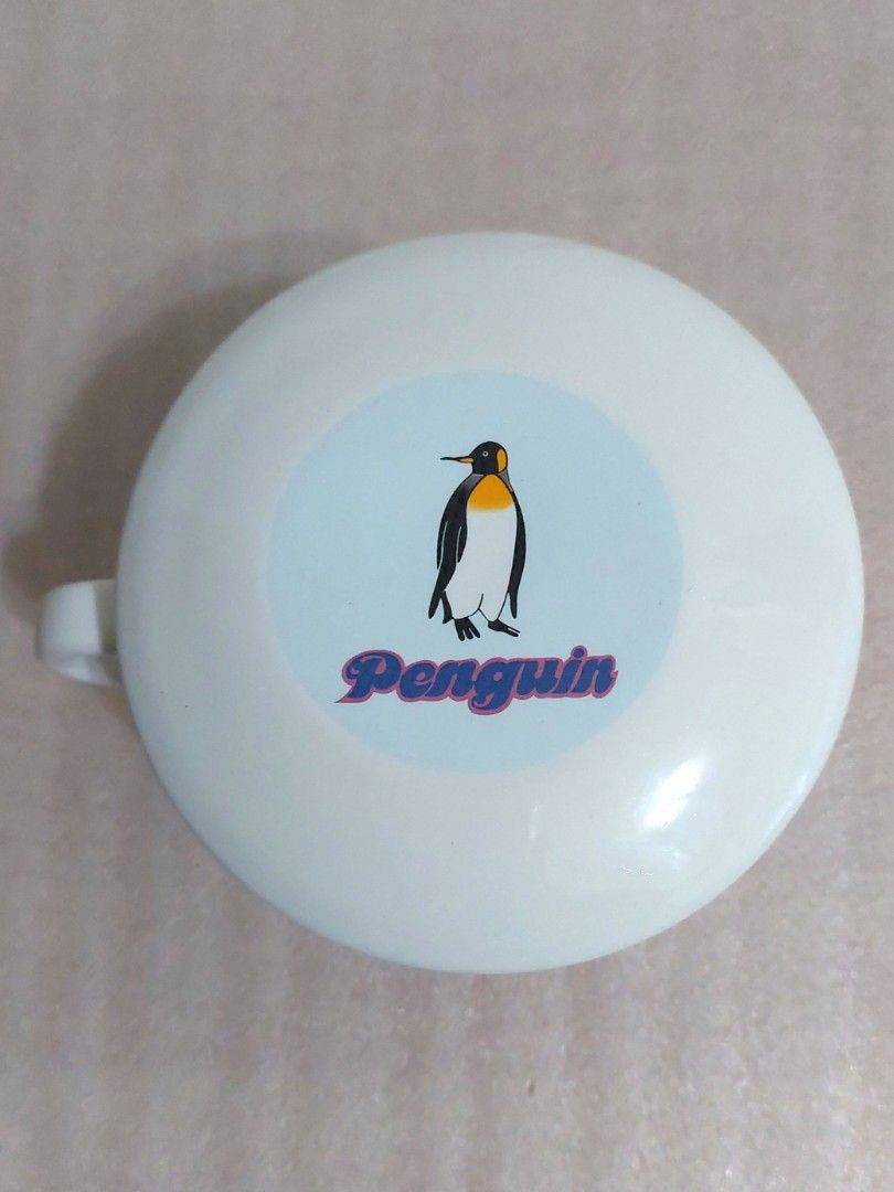 由 happybuyeveryday (刊登 ID 1379807637，圖片 2) 提交，位於 台中市 (Taichung) 的 Penguin企鵝陶瓷湯碗/燕麥碗/馬克杯加蓋 (類別：餐具和餐具)，說明：Penguin企鵝陶瓷湯碗 ▪︎燕麥碗/馬克杯加蓋 ▪︎尺寸約直徑11.5高9cm 狀況良好☆內裡乾淨 ☆詳細介紹請看圖片 喜歡可直接下單 需要併單歡迎聊聊。