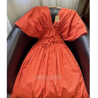 (Category: ) located in . Submitted by closetbybabe (Listing ID 1379729090, Image 1). Description: .