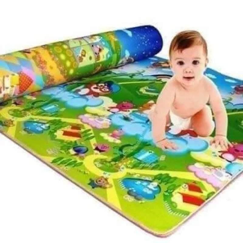 Playmat crawling mat (Category: Changing Mats & Accessories) located in Manila. Submitted by jelai.cybyb (Listing ID 1379906779, Image 3). Description: Playmat/ baby crawling mat 180x100 cm 350 180x120cm 450 180x150cm 500 180x200cm 550 No Choosing Random Only.